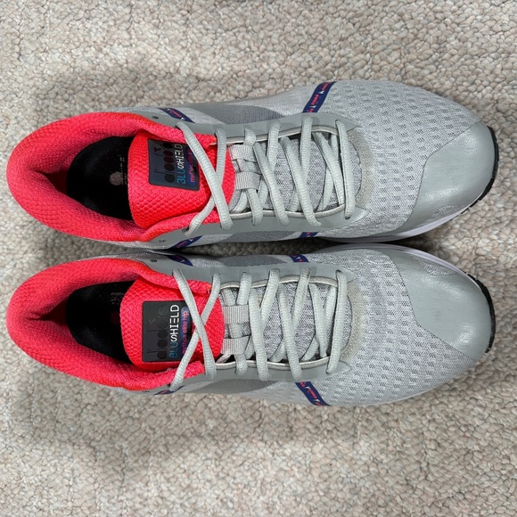 Diadora Other - Diadora Mythos Blushield Elite Hip Mens Size 11 Gray Running Shoes Sneakers